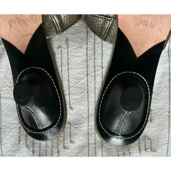 Cole Haan Women’s Katya Silver Tumbled Leather Sandals Size 9.5B - Picture 7 of 8